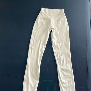 white lululemon align leggings